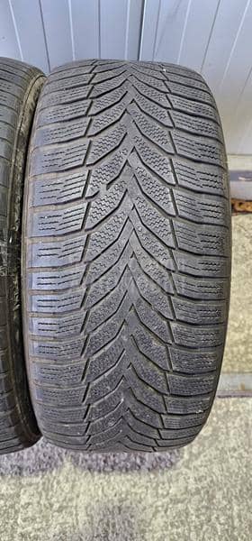 Nexen 235/45 R18 Zimska