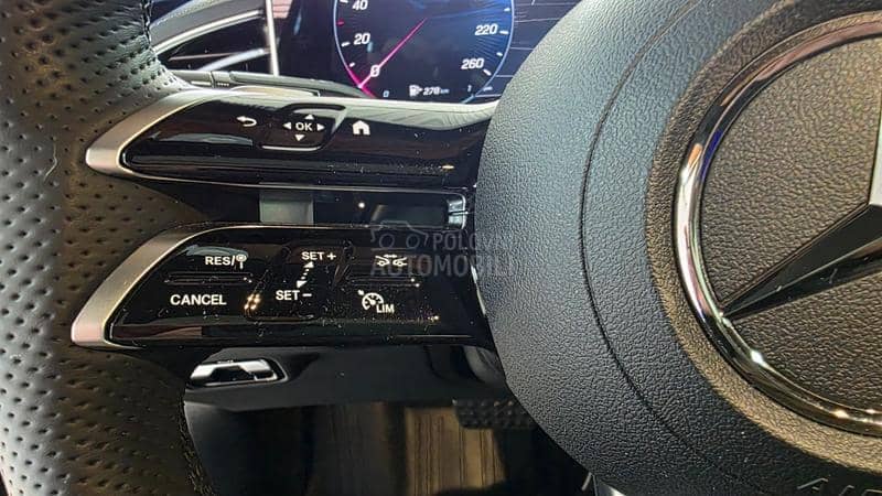 Mercedes Benz E 220 D/AIR/3xdisp/4D/PANO Mercedes Benz E 220 D/AIR/3xdisp/4D/PANO