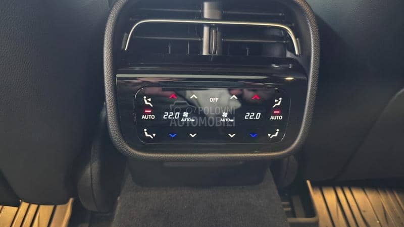 Mercedes Benz E 220 D/AIR/3xdisp/4D/PANO Mercedes Benz E 220 D/AIR/3xdisp/4D/PANO