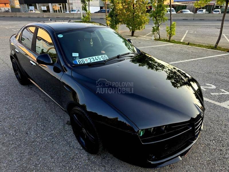 Alfa Romeo 159 Black edition