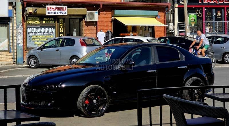 Alfa Romeo 159 Black edition