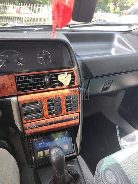 Lancia Dedra 