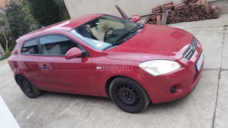 Kia pro_cee`d 1.4