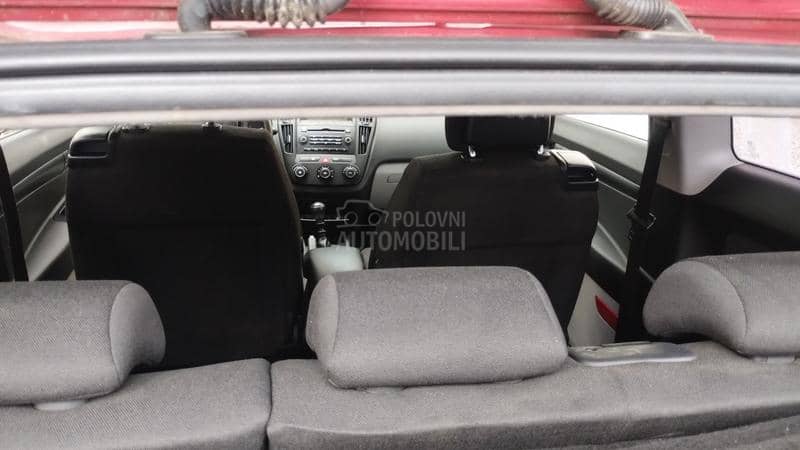 Kia pro_cee`d 1.4