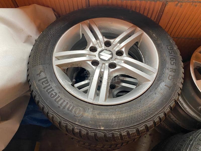 Aluminijumske felne Suzuki Sx4 15" Bez rupa