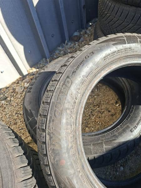 Nexen 185/60 R15 Zimska