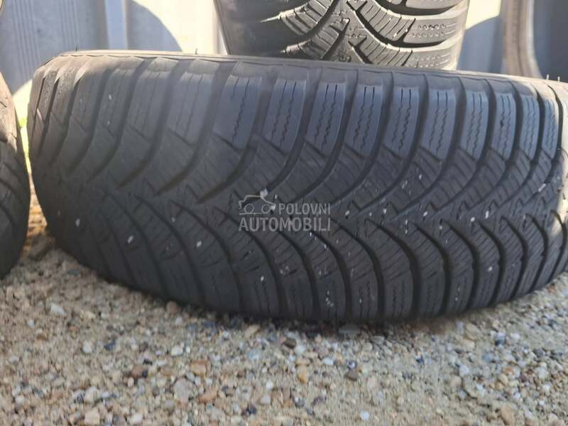 Hankook 165/65 R15 Zimska
