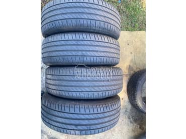 Kleber 215/60 R17 Letnja