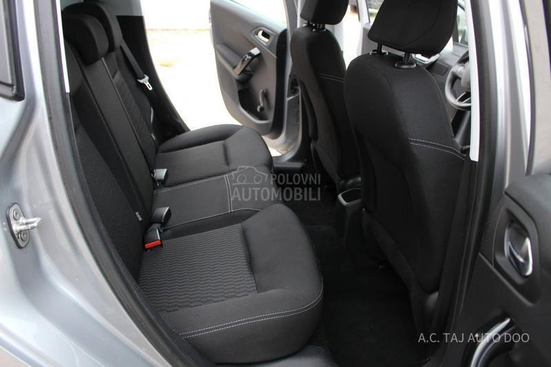 Peugeot 208 1.2 nav