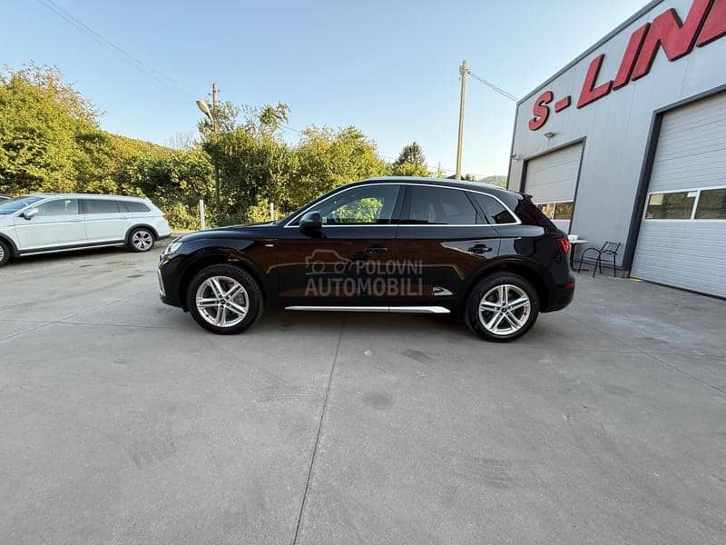 Audi Q5 40 TDI/SLINE/MATRIX