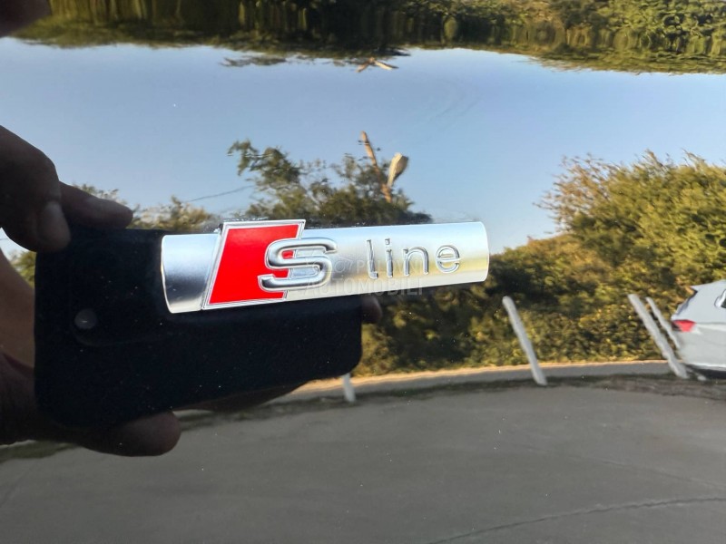 Audi Q5 40 TDI/SLINE/MATRIX