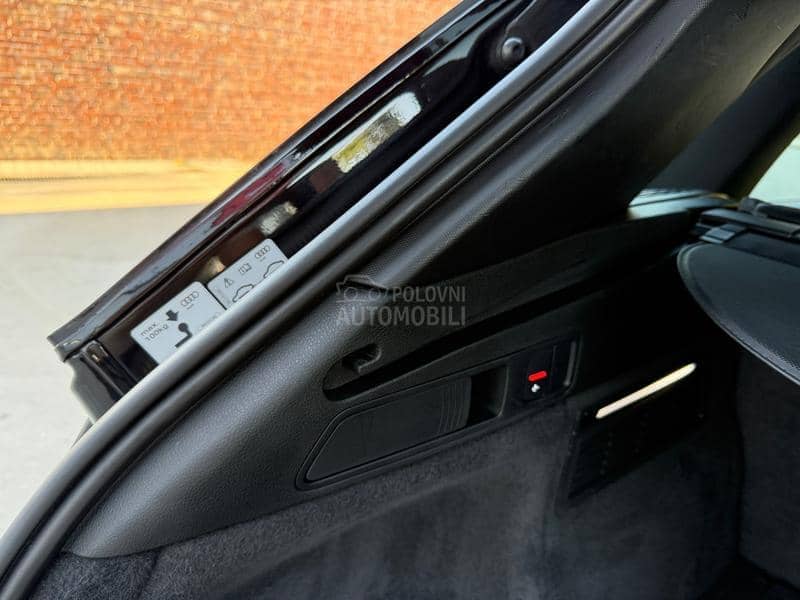 Audi Q5 40 TDI/SLINE/MATRIX