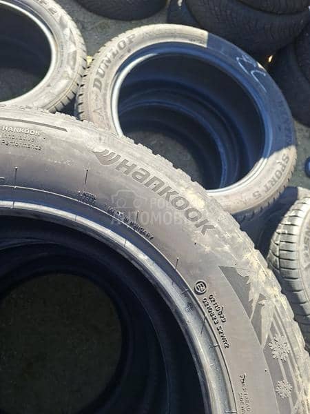 Hankook 215/65 R17 Zimska