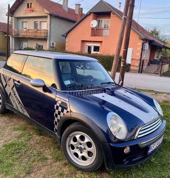 MINI Cooper checkmat