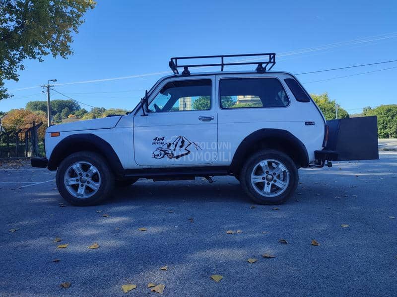 Lada Niva 1.7i