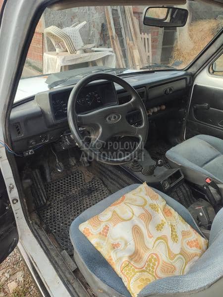 Lada Niva 1.7i