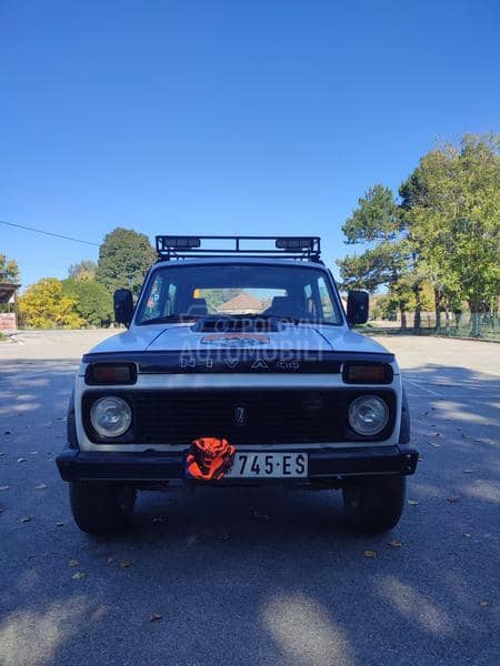 Lada Niva 1.7i