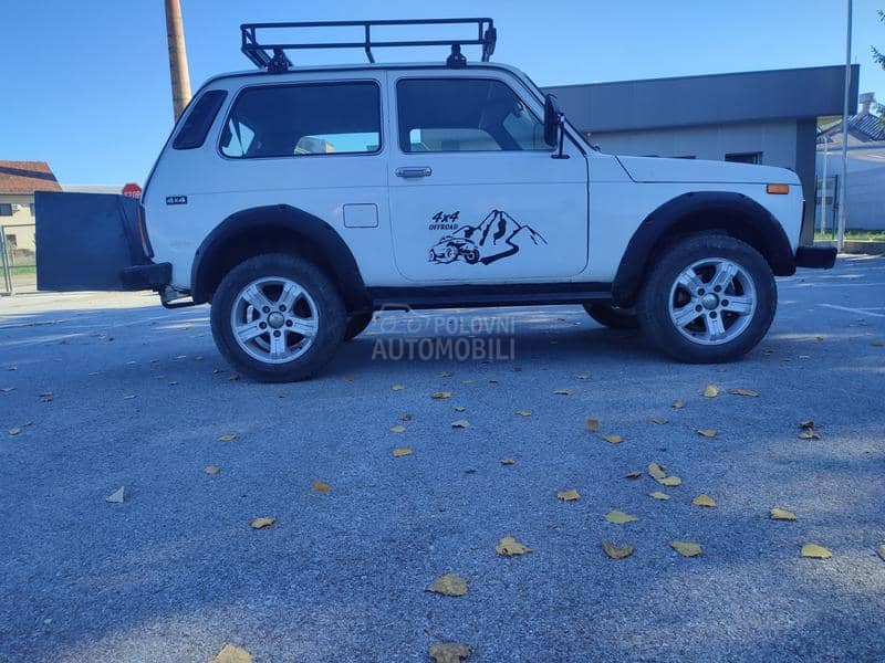 Lada Niva 1.7i