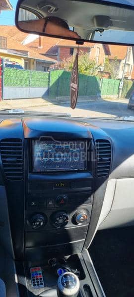 Kia Sorento LX