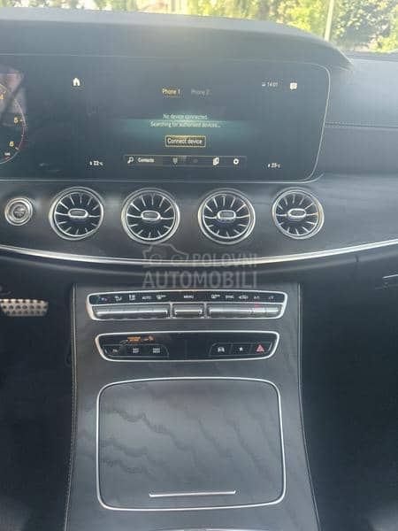 Mercedes Benz E 220 AMG