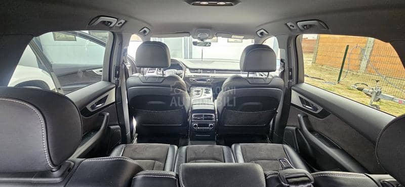 Audi Q7 S-line Quattro