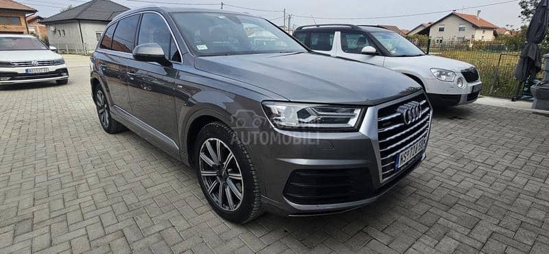 Audi Q7 S-line Quattro