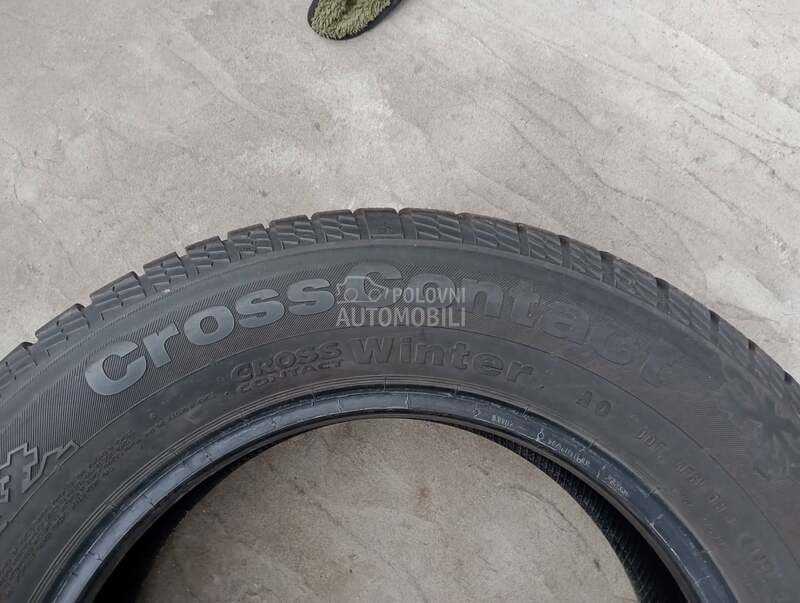 Continental 215/65 R16 Zimska