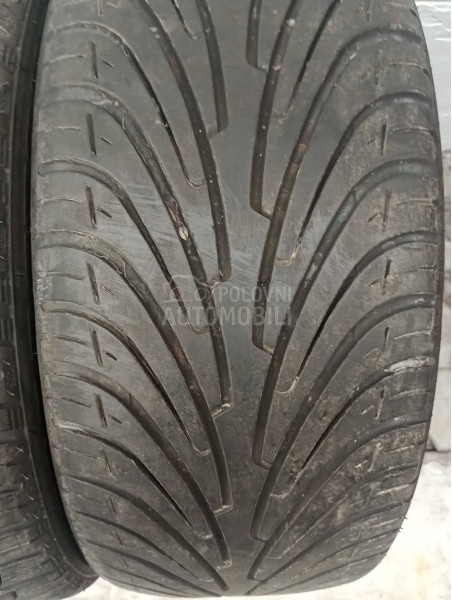 Roadstone 215/45 R17 Letnja
