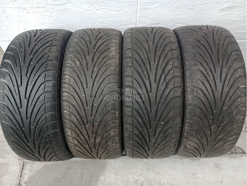 Roadstone 215/45 R17 Letnja