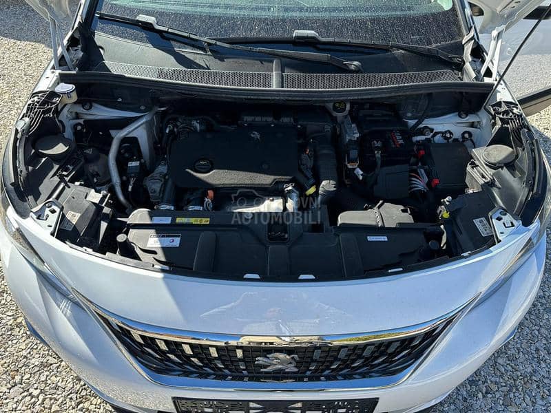 Peugeot 3008 1.5 HDI