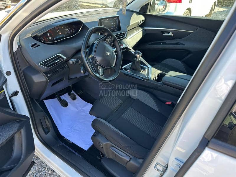 Peugeot 3008 1.5 HDI
