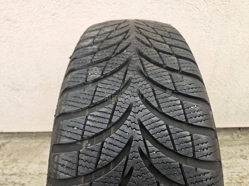 Goodyear 205/60 R16 Zimska