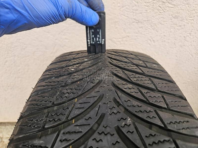 Goodyear 205/60 R16 Zimska