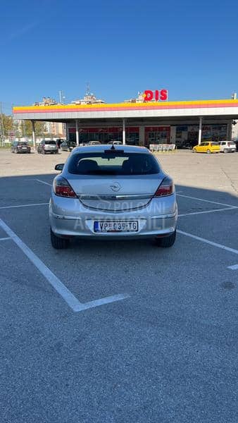 Opel Astra H GTC