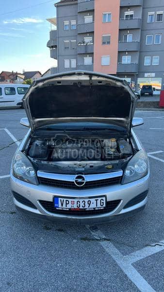 Opel Astra H GTC