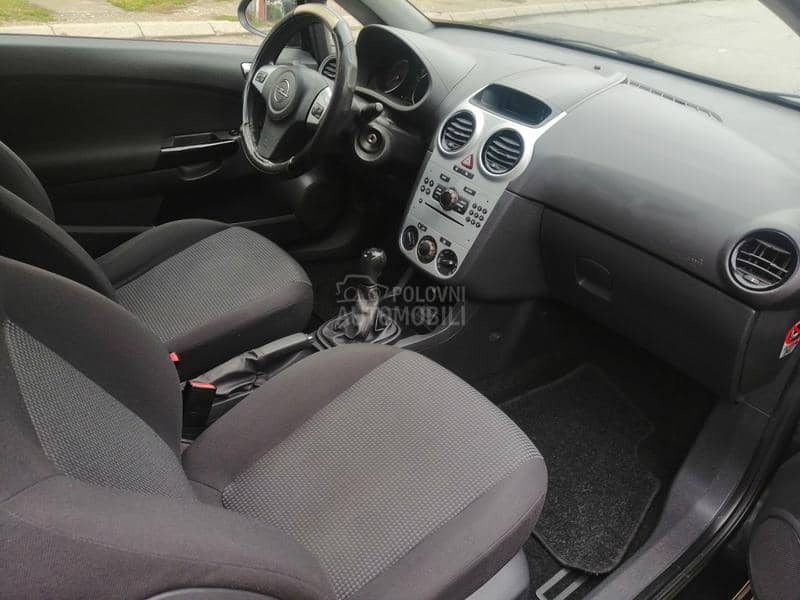 Opel Corsa D 