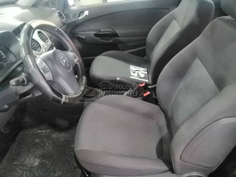 Opel Corsa D 