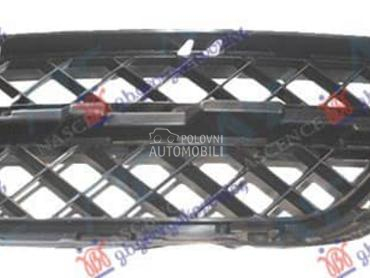 RESETKA PREDNJEG BRANIKA Desno za BMW X1 od 2013. do 2015. god.