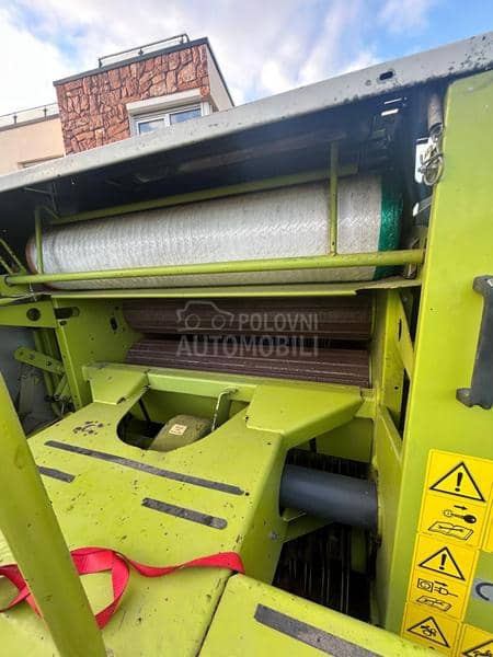 Claas Rollant 255
