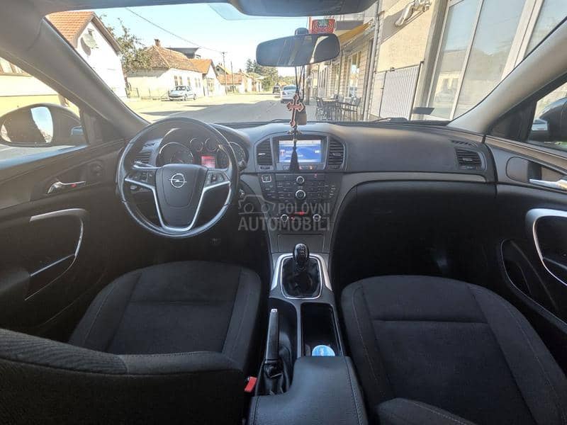 Opel Insignia 2.0