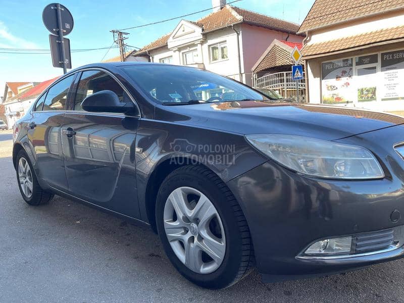 Opel Insignia 2.0