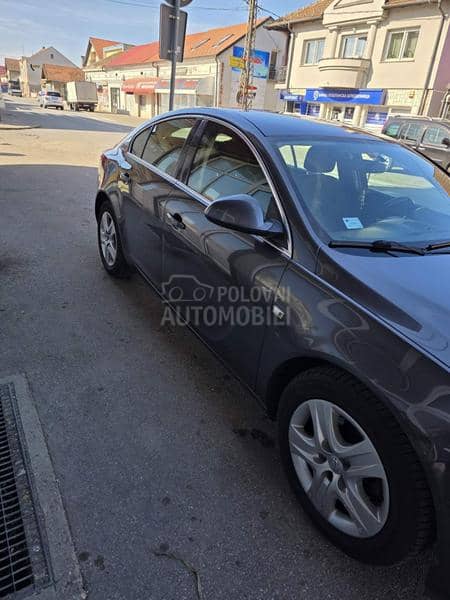 Opel Insignia 2.0