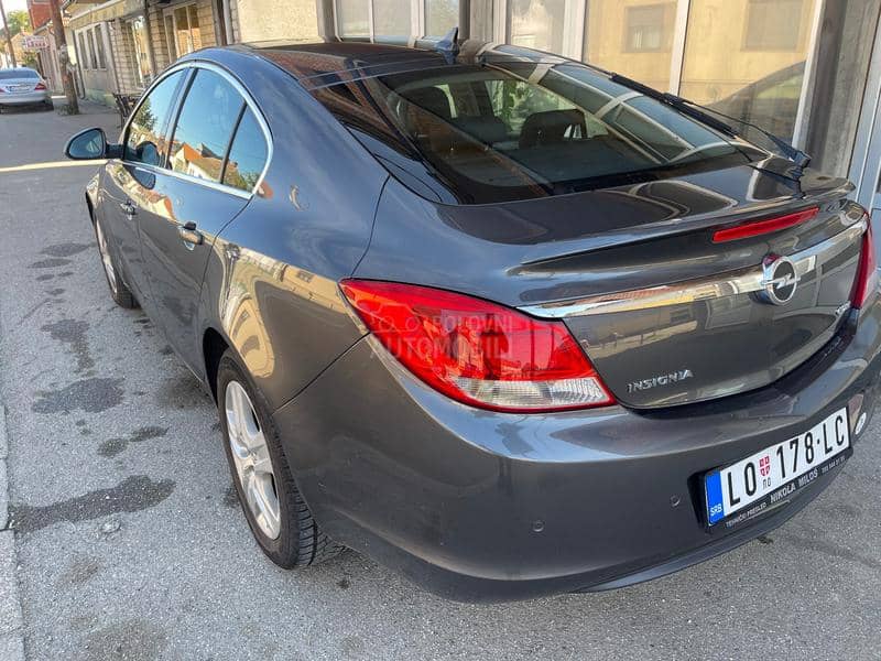 Opel Insignia 2.0