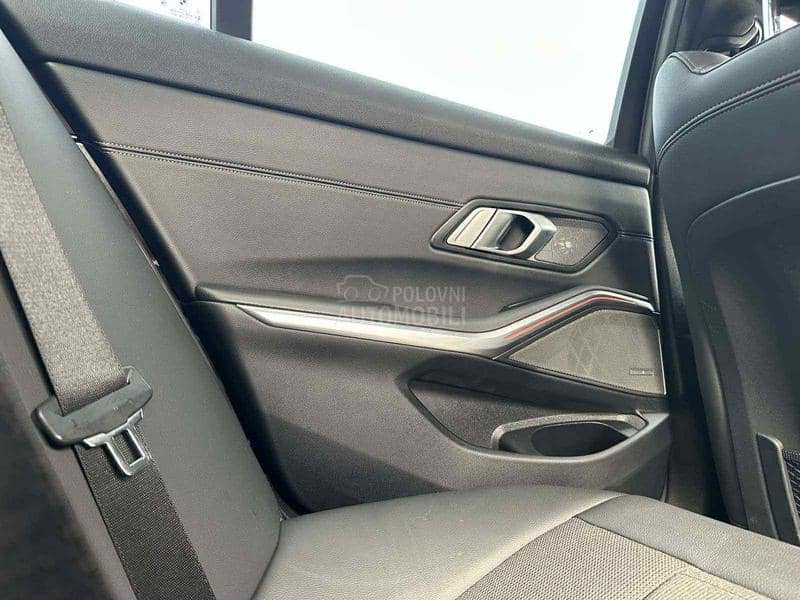 BMW 320d 2.0d xDrive BMW 320d 2.0d xDrive