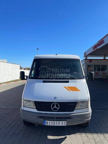 Mercedes Benz Sprinter 2.3