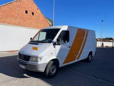 Mercedes Benz Sprinter 2.3