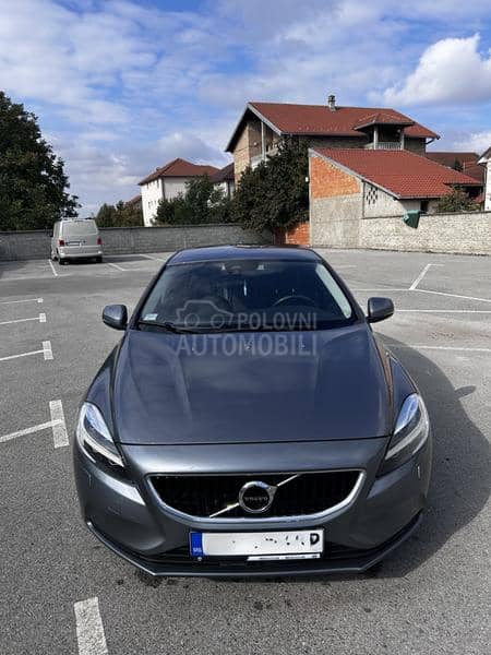 Volvo V40 D2 Volvo V40 D2