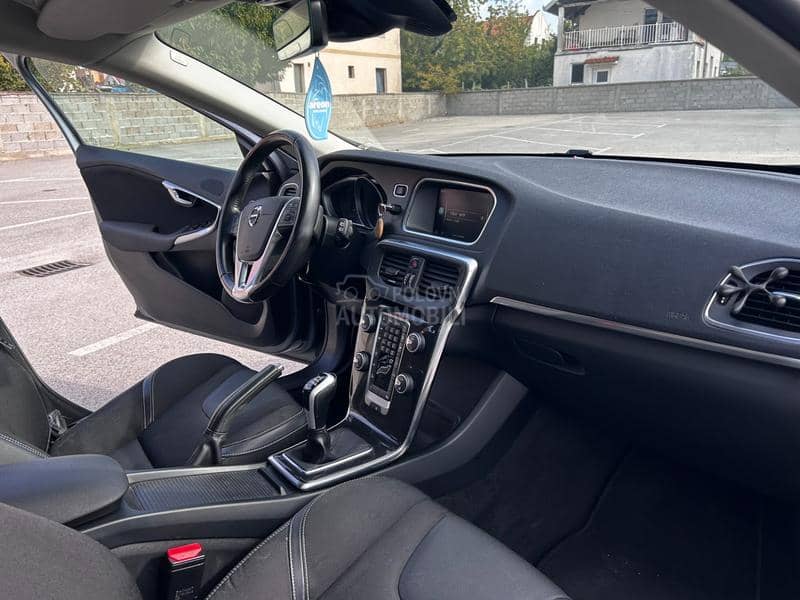 Volvo V40 D2 Volvo V40 D2
