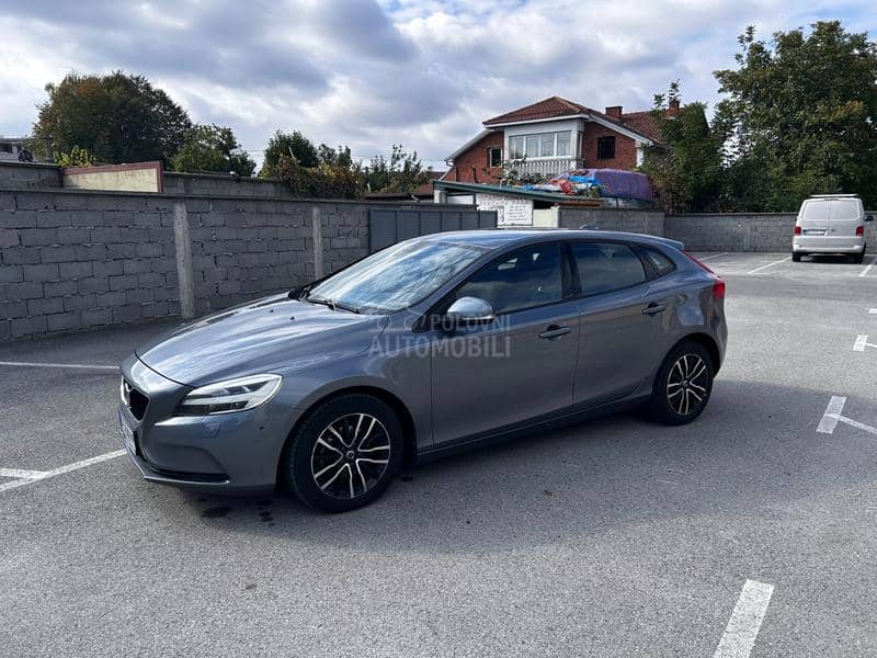 Volvo V40 D2 Volvo V40 D2