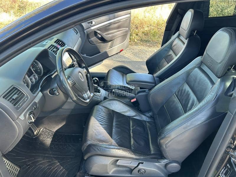 Volkswagen Golf 5 GTI